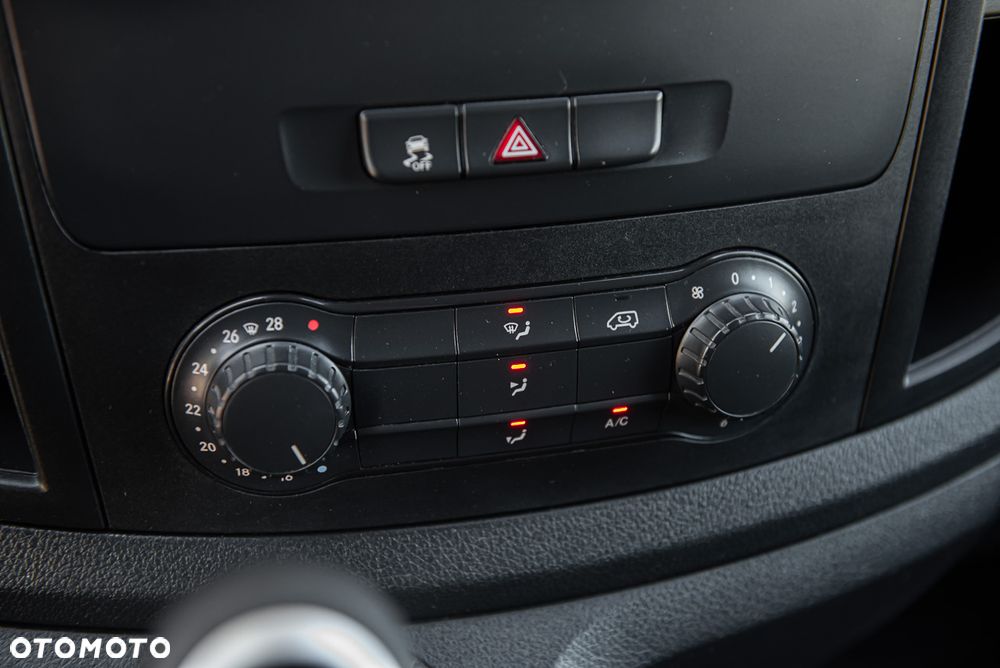 Mercedes-Benz Vito - 19