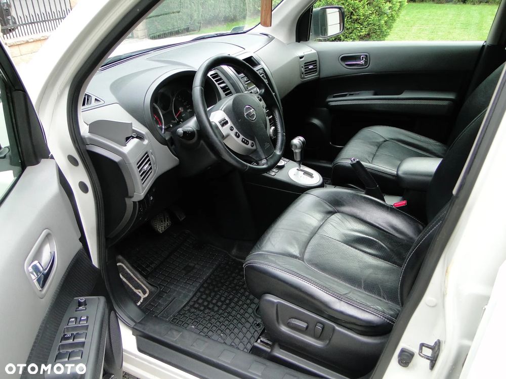 Nissan X-Trail 2.0 dCi 4x4 DPF Automatik LE - 14