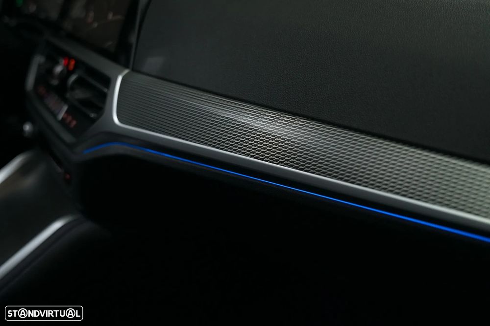 BMW 420 d Desportiva M Auto - 25