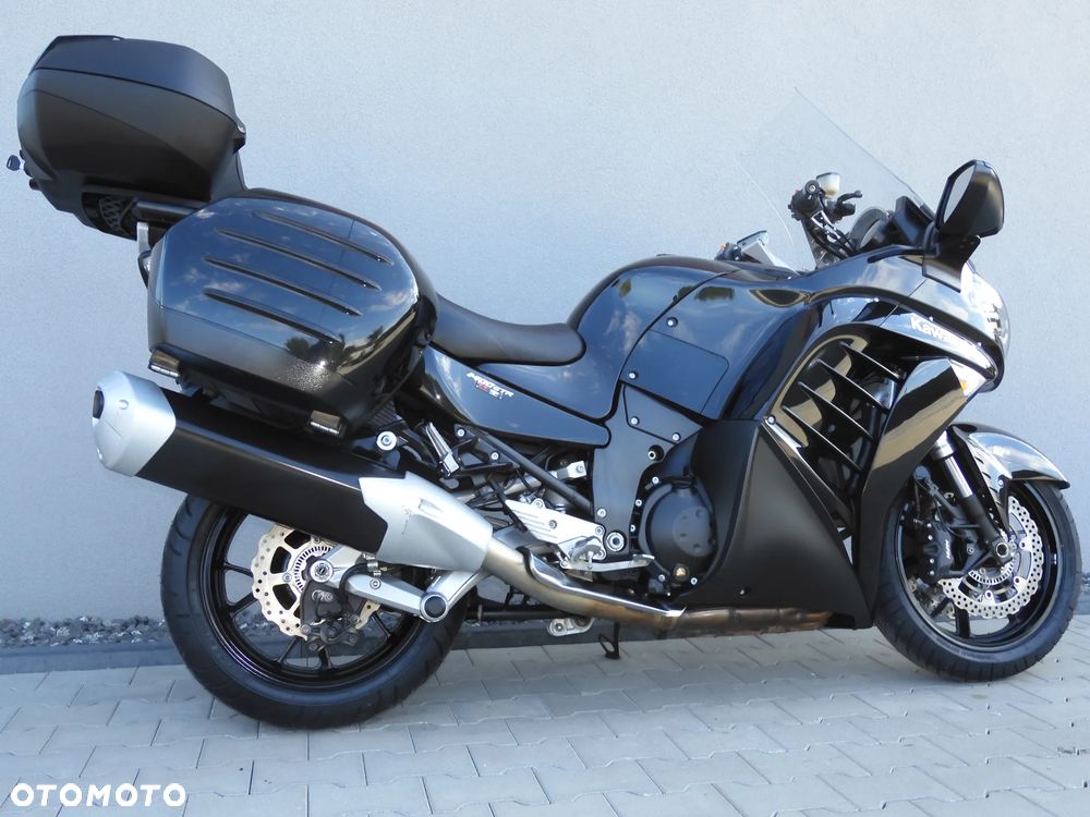 Kawasaki GTR - 19