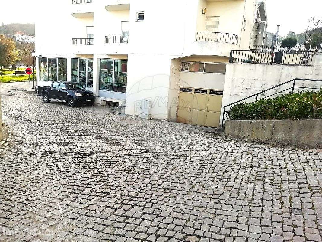 Armazém  para arrendamento - Grande imagem: 2/5