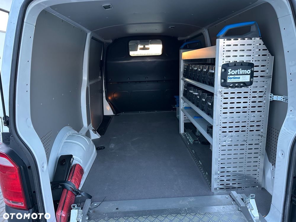 Volkswagen Transporter T6 2.0 TDI 150KM DSG Sortimo ZABUDOWA WARSZTATOWA Rampa dla wózków inwalidzkich - 41