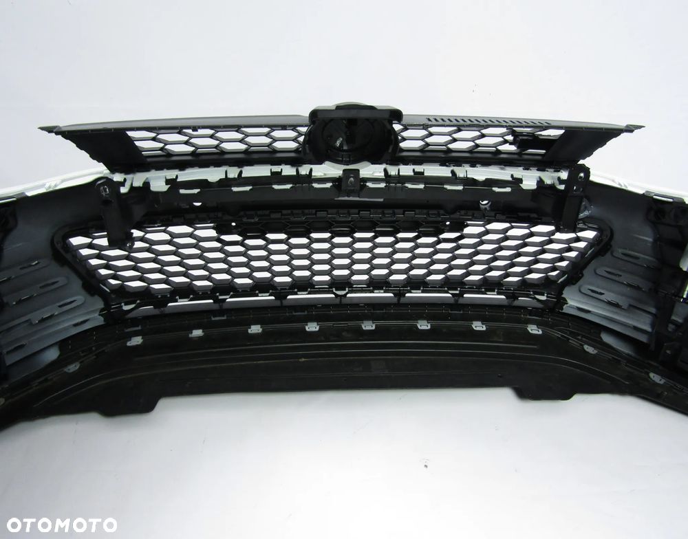 Zderzak przedni VW Golf 7 12 - 17 GTI Sprysk. / Pdc-6 Kod lakieru LOK1 L0K1 - 21