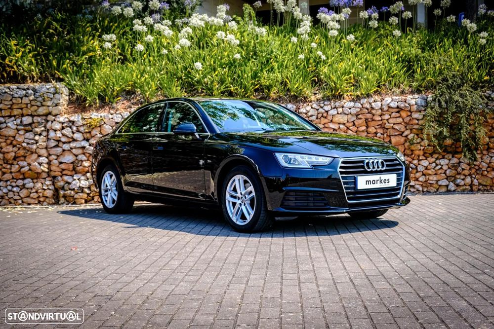 Audi A4 35 TDI Design S tronic - 3