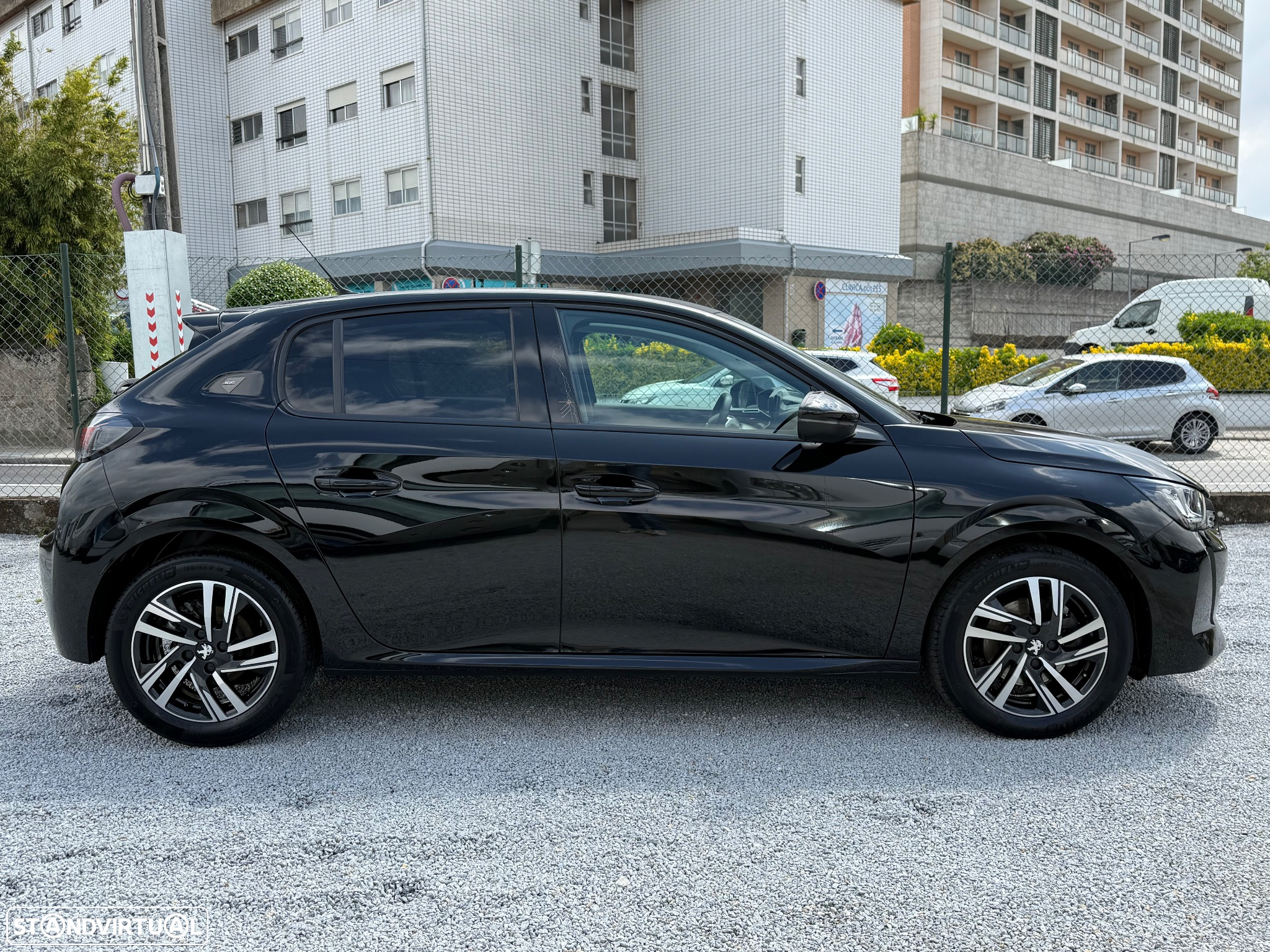 Peugeot 208 1.2 PureTech Allure - 9