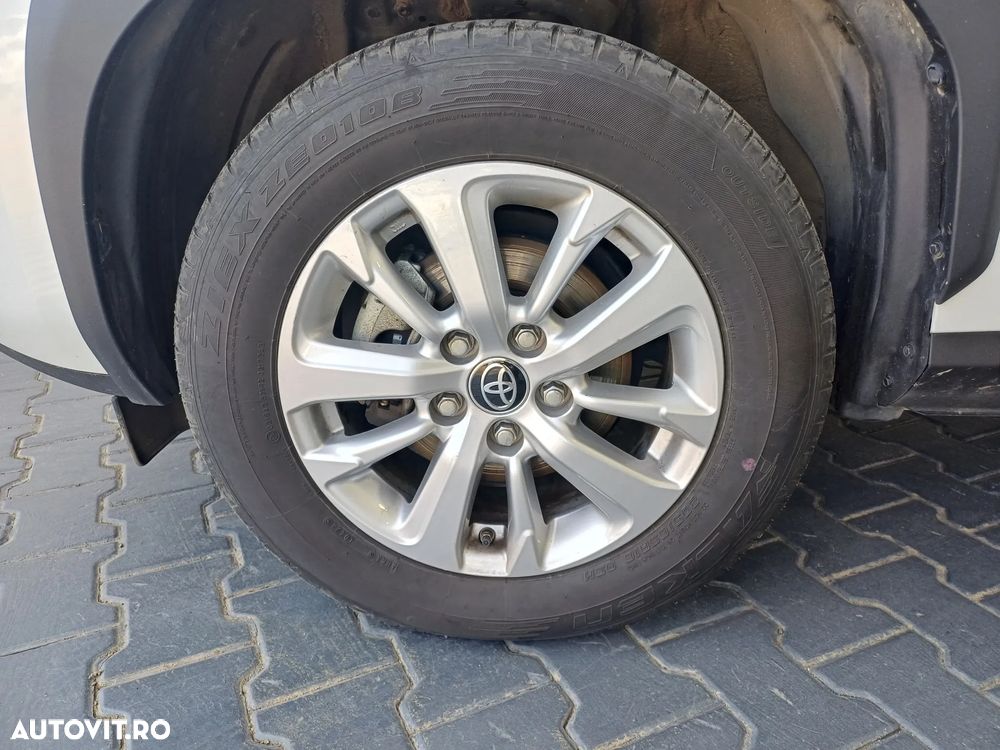 Toyota Yaris 1.5 VVT-i HSD Exclusive Style - 5