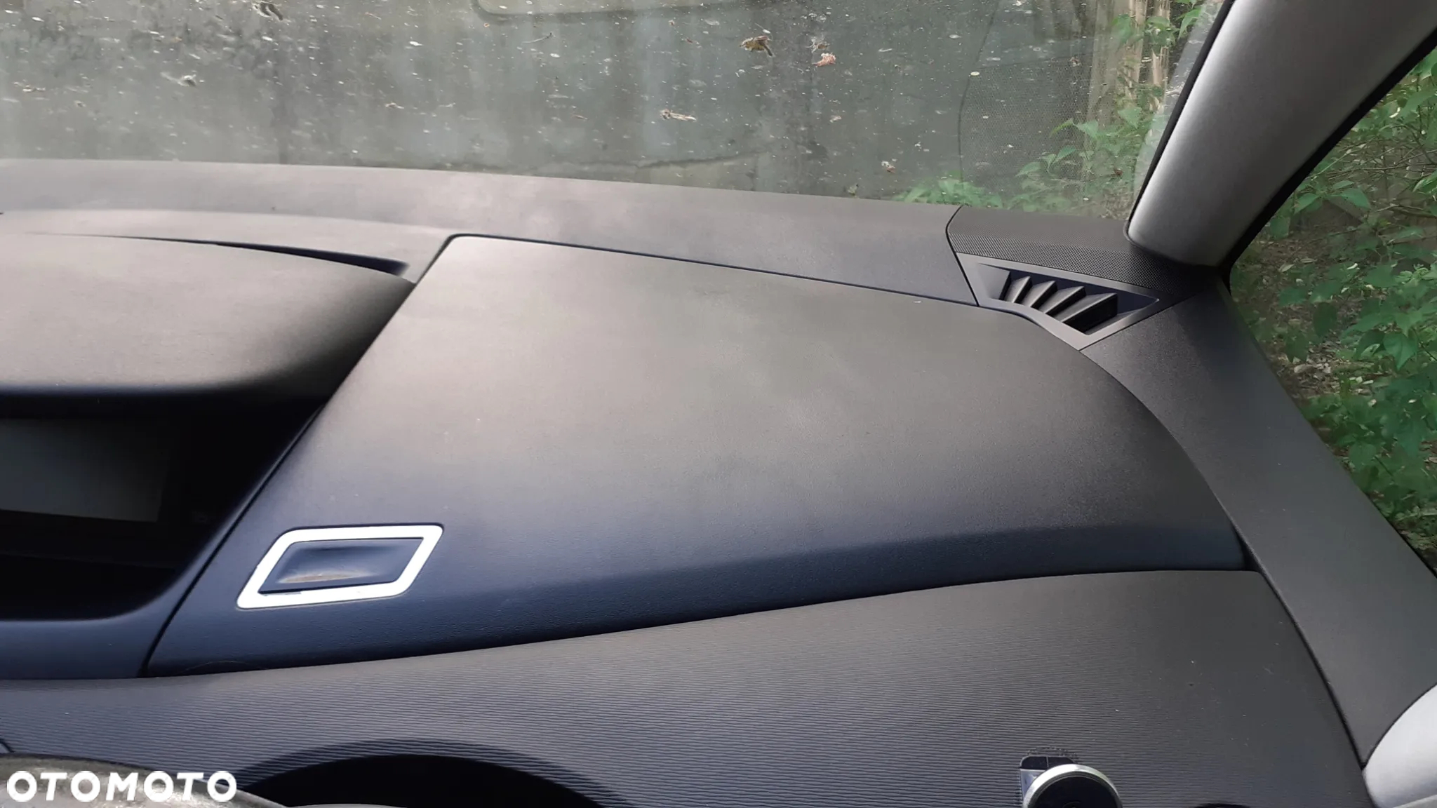 Cena za parę Citroen C4 Picasso Grand Picasso Schowek górny pokrywa Klapa Lewa Prawa Komplet Bez wypaczeń od słońca - 4