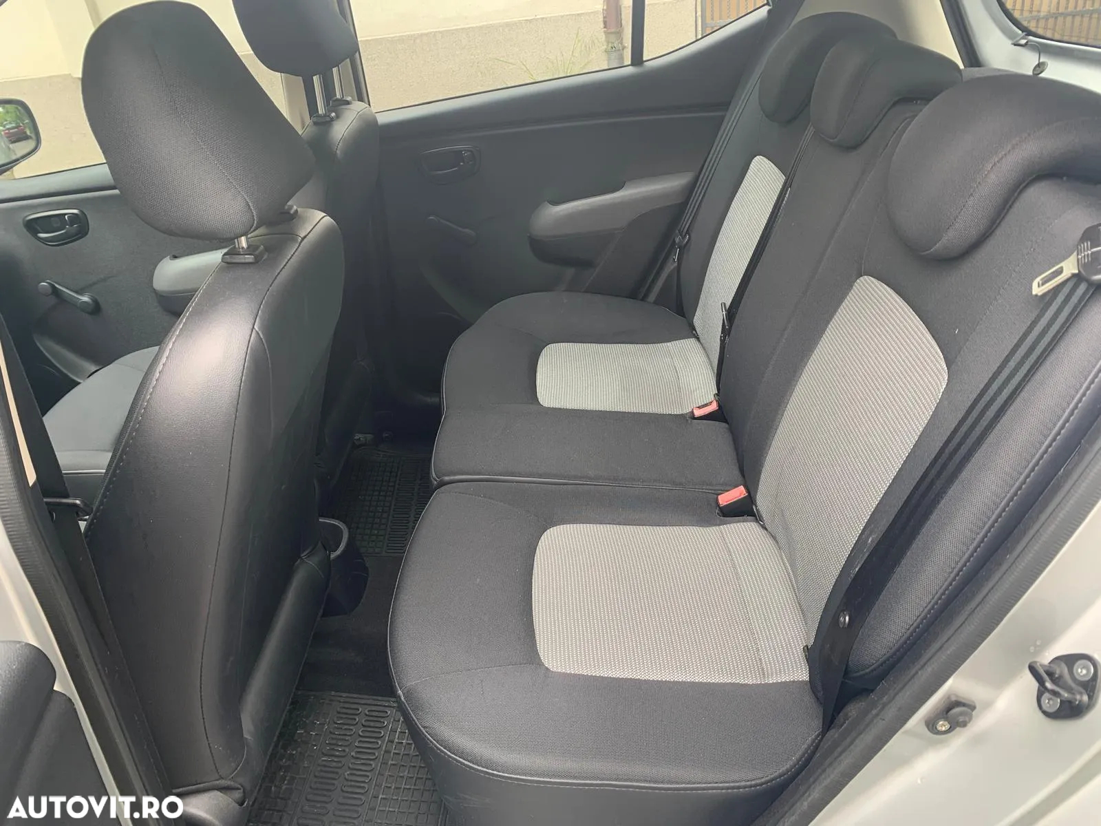 Hyundai i10 1.1 Edition Plus - 13