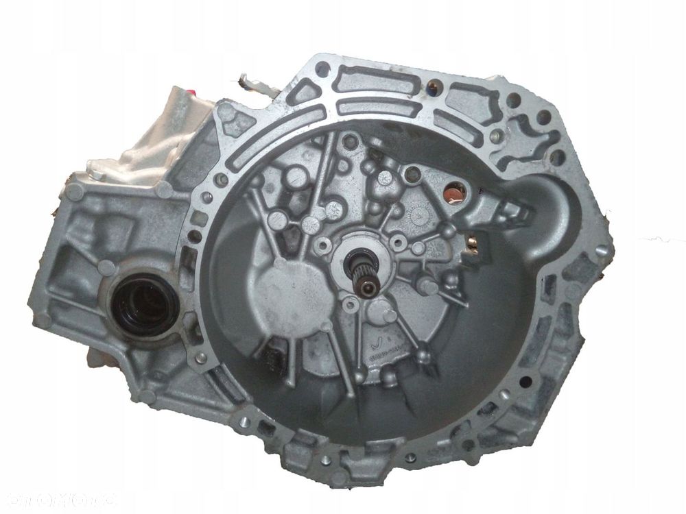 Skrzynia biegów Toyota Yaris II 1.33 6-biegów - 1