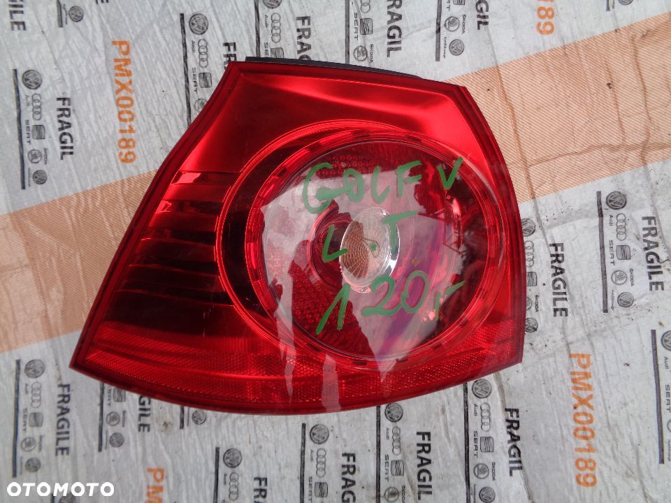 VW GOLV V LAMPA LEWA TYŁ TYLNA - 1