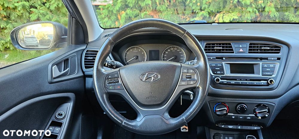 Hyundai i20 1.4 Automatik Style - 19