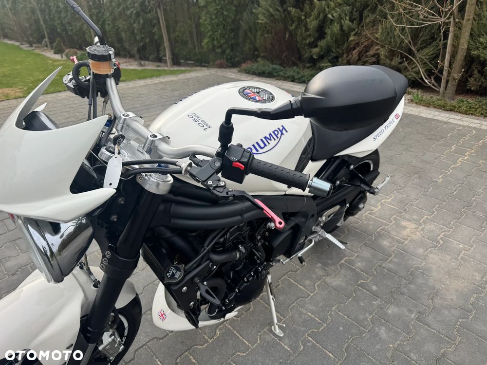 Triumph Speed Triple - 11