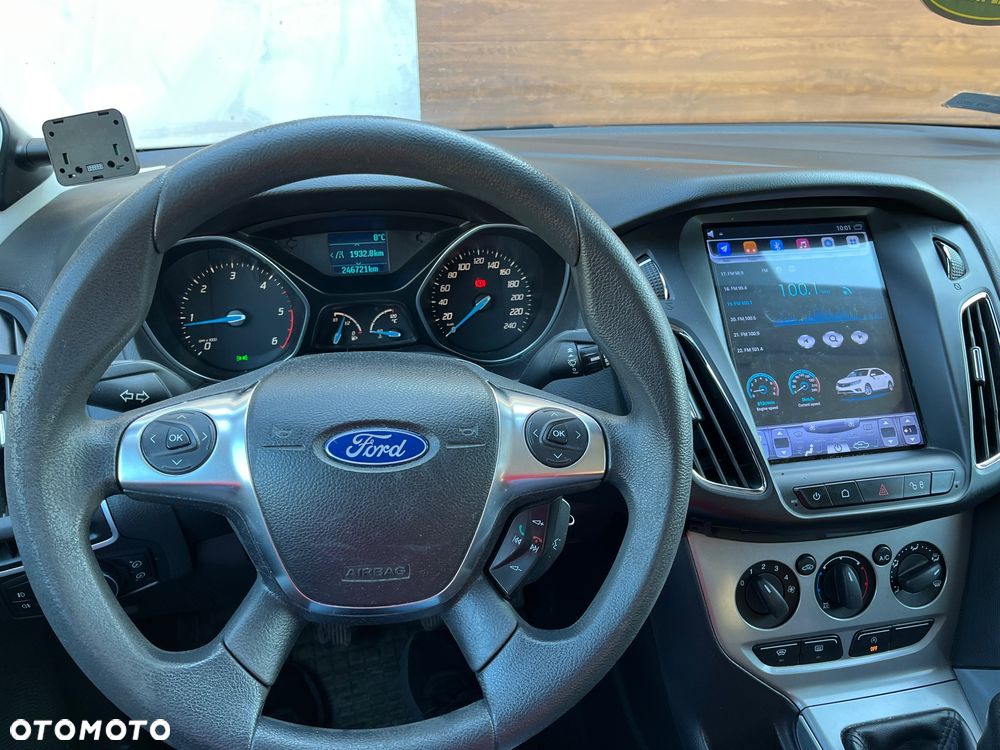 Ford Focus 1.6 TDCi Edition - 10