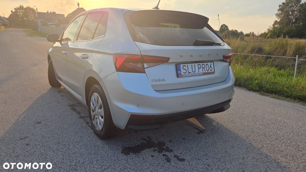 Skoda Fabia 1.0 TSI Style Color - 3