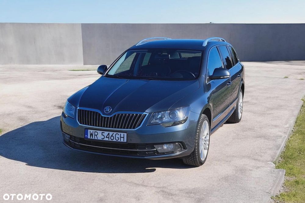 Skoda Superb 2.0 TDI 4x4 Platinum DSG - 1