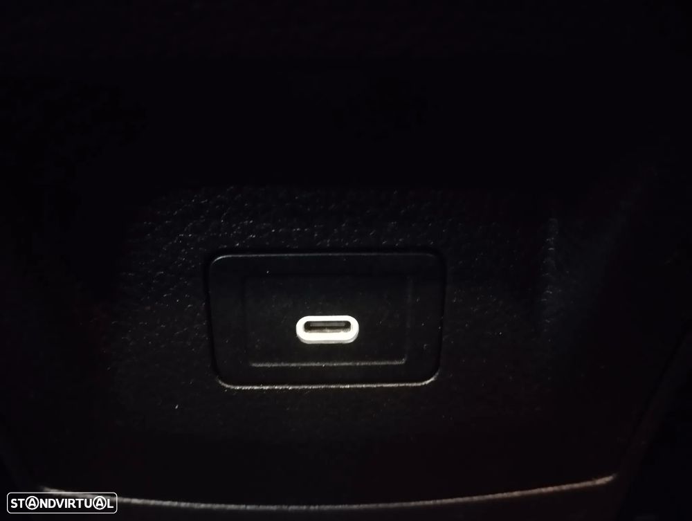 Mercedes-Benz A 200 Style Plus Aut. - 16