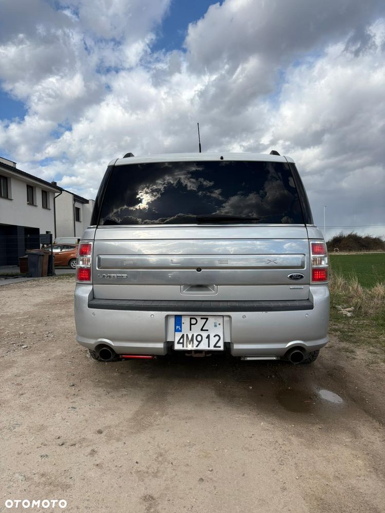Ford Flex - 7