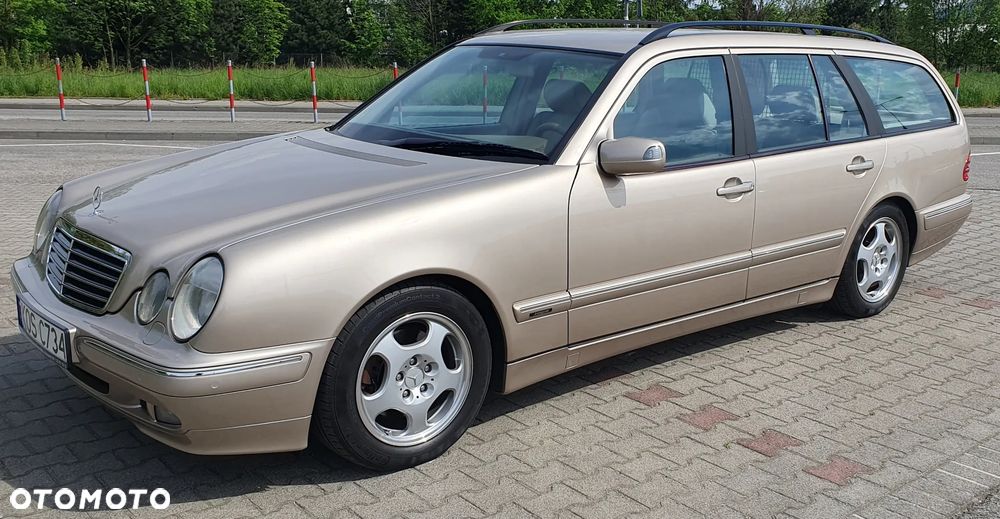 Mercedes-Benz Klasa E 320 T Avantgarde - 3