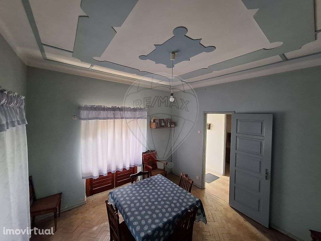 Moradia T4 para venda - Grande imagem: 2/19