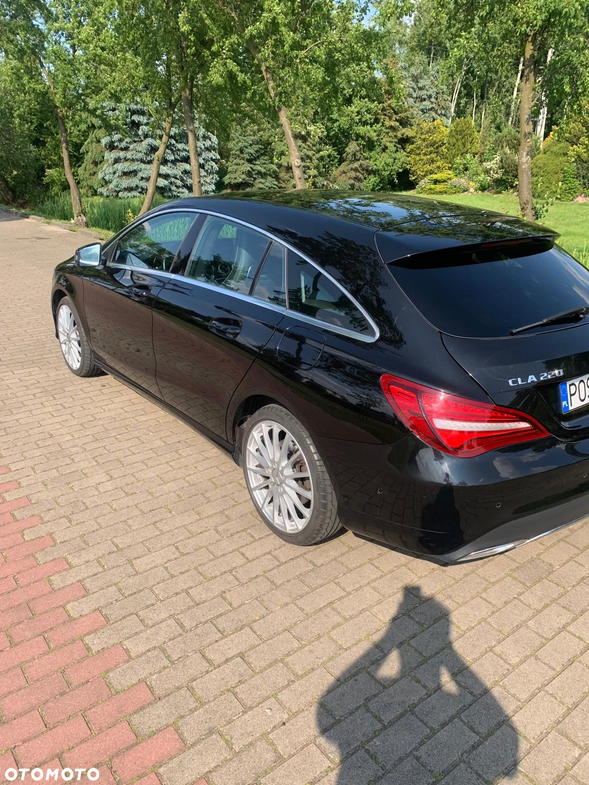 Mercedes-Benz CLA Shooting Brake 220 4Matic 7G-DCT - 4