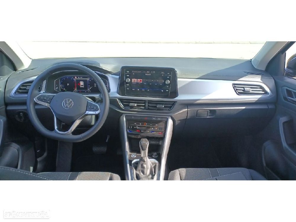 VW T-Roc 1.5 TSI Urban DSG - 2
