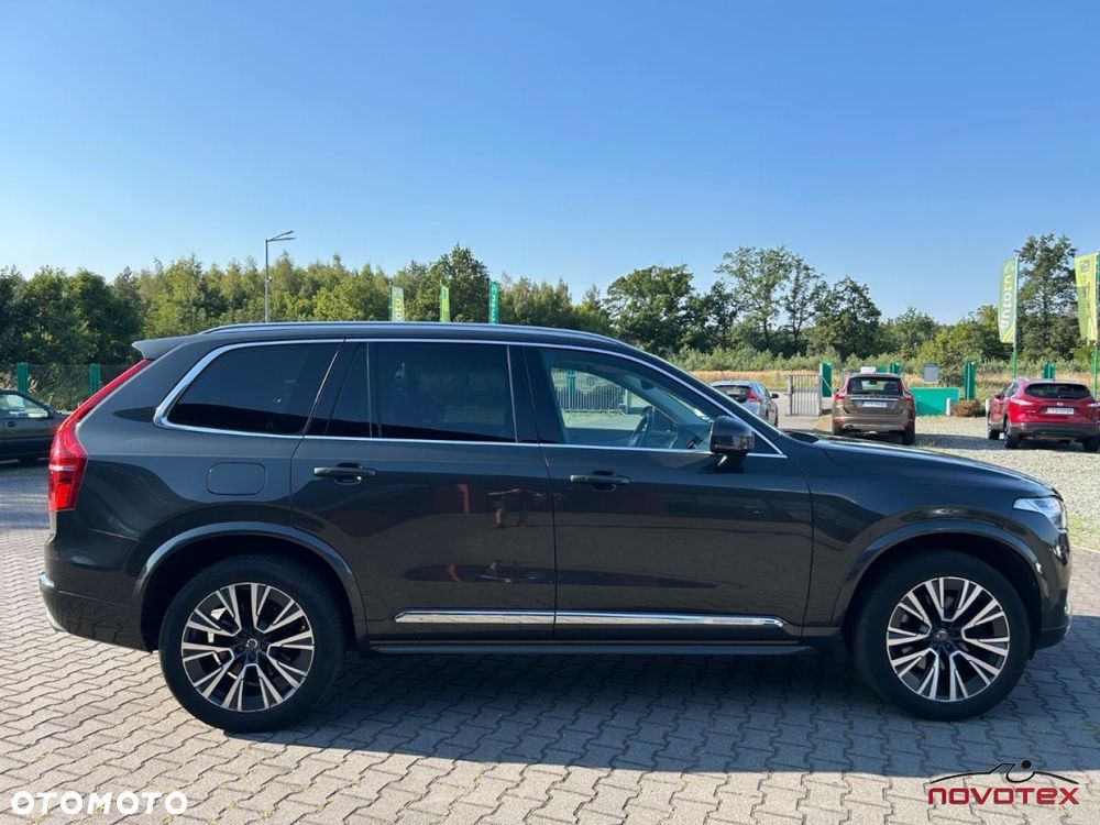 Volvo XC 90 - 8