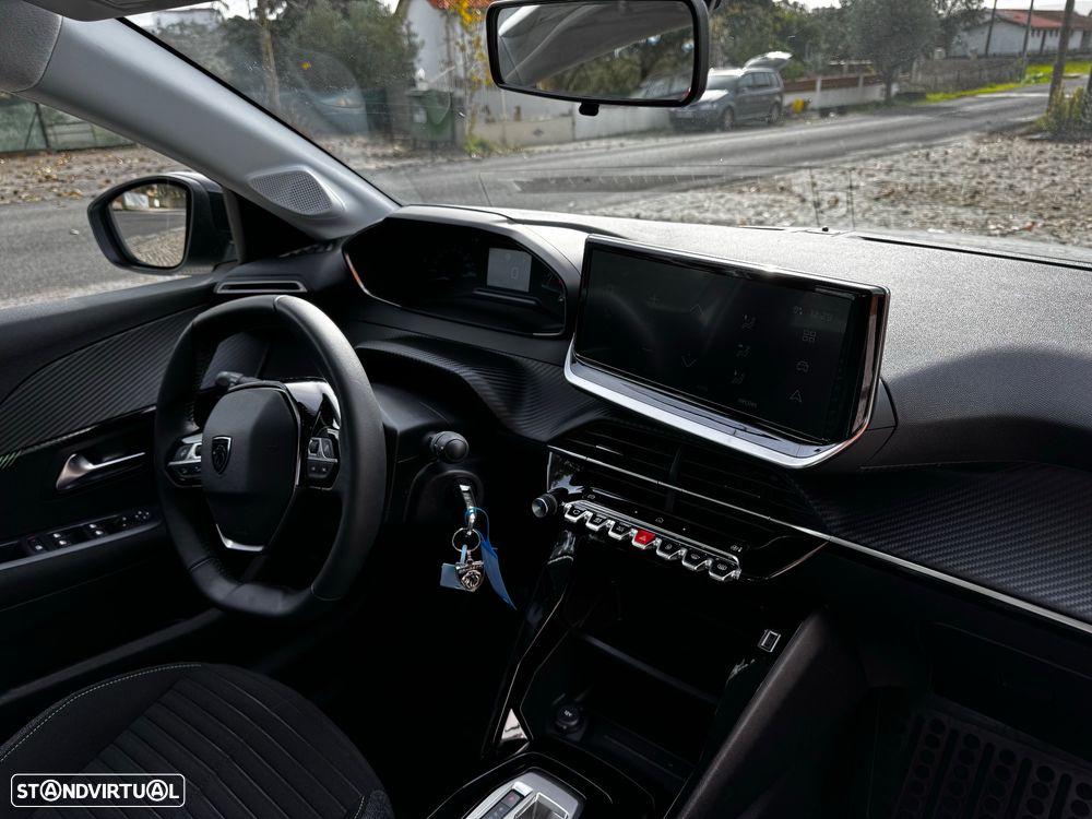 Peugeot e-208 Active - 13