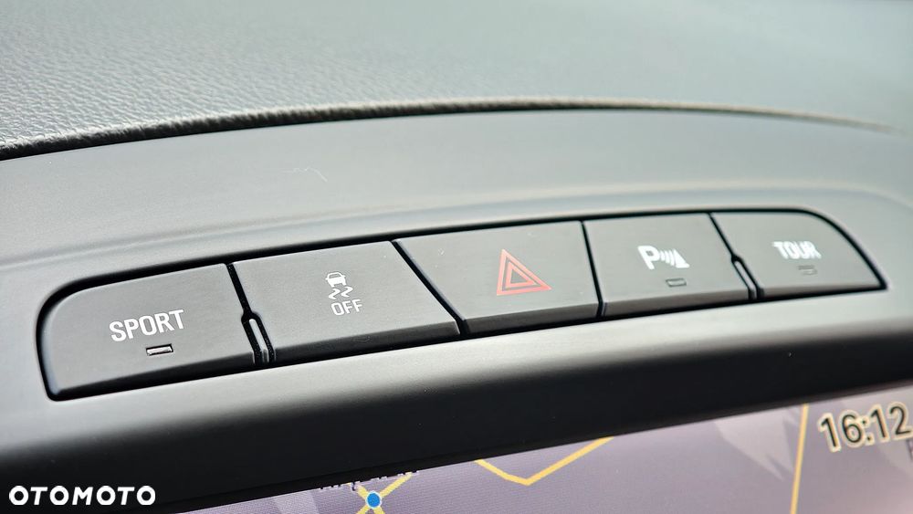 Opel Insignia - 31