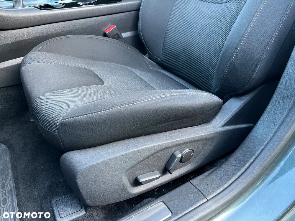 Ford Mondeo - 12