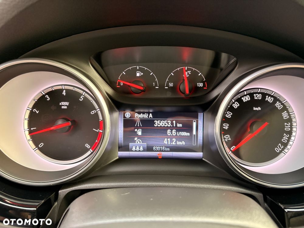 Opel Astra - 35