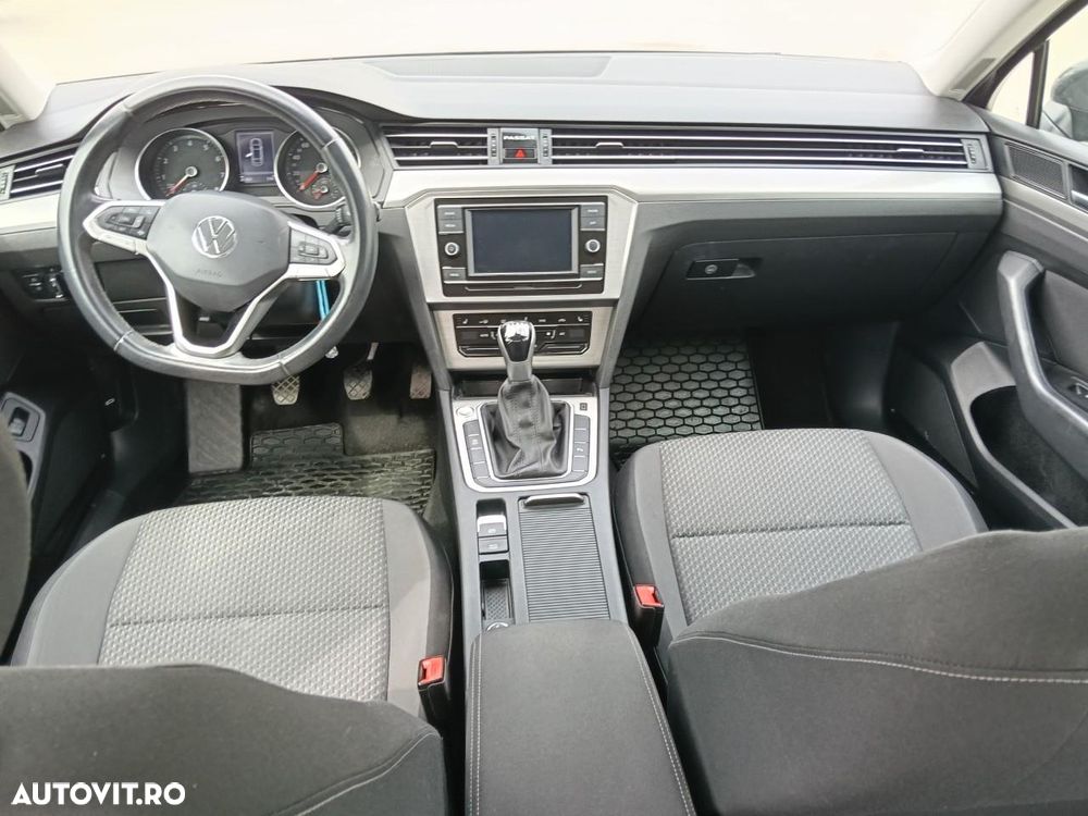 Volkswagen Passat 1.5 TSI ACT Trendline - 3