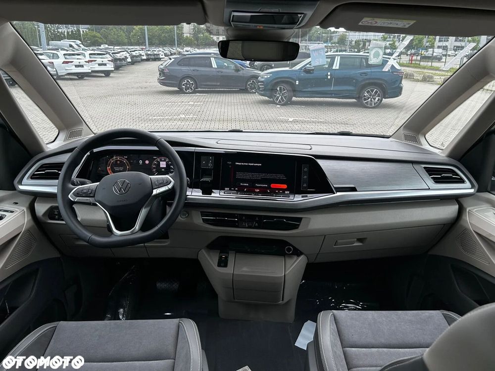 Volkswagen California Nowa California Ocean silnik: 2,0 l TDI SCR 150 KM / skrzynia biegów: 7-biegowa DSG rozstaw osi: 3124 mm - 15