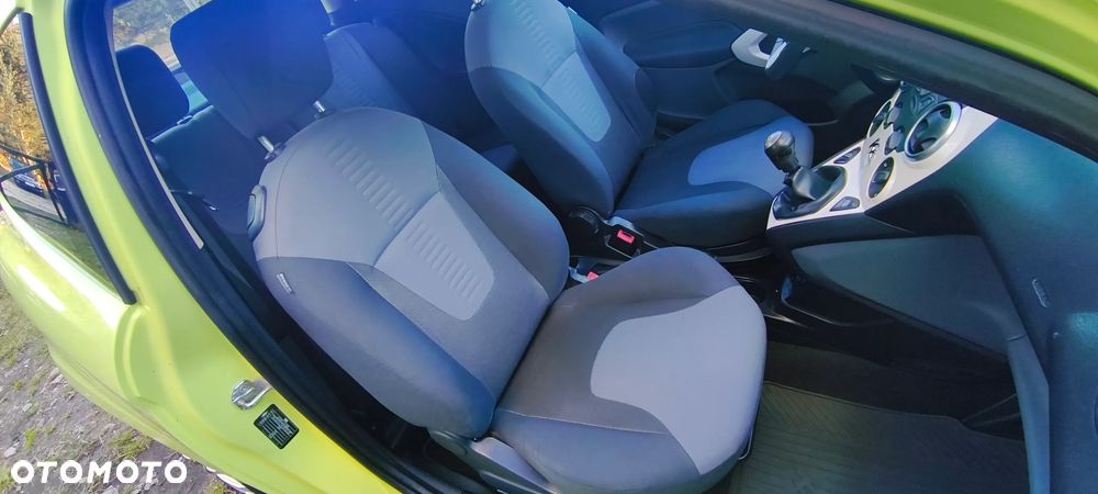 Ford KA - 28