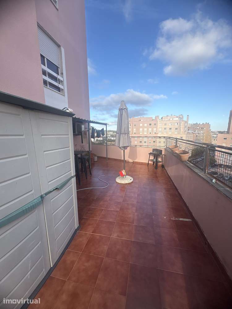 T2 com Terraço e Arrecadação ! Uma Excelente Oportunidade! - Grande imagem: 5/8