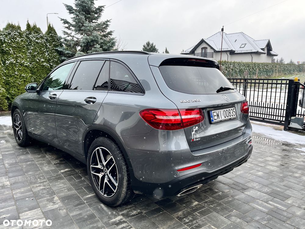 Mercedes-Benz GLC 250 4-Matic - 2
