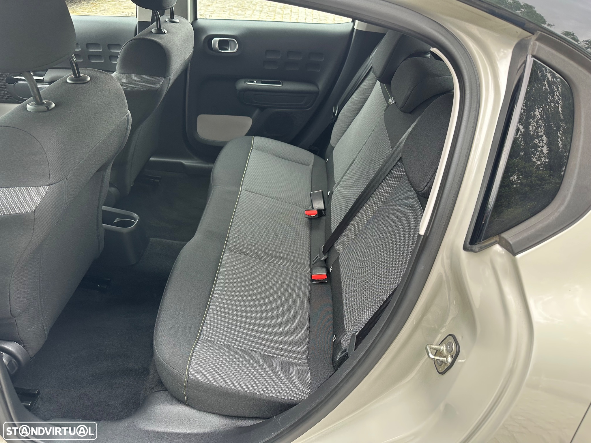 Citroën C3 1.2 PureTech Shine - 14