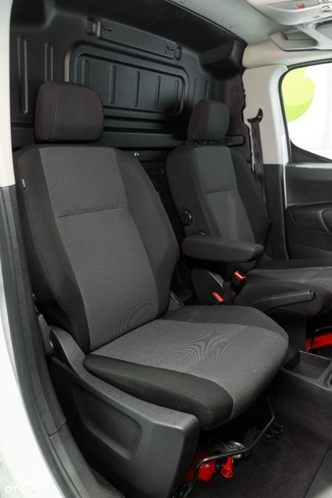 Toyota Proace City - 21