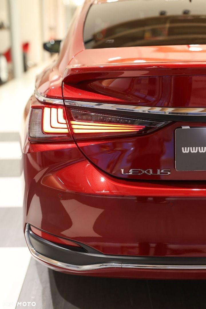 Lexus ES - 23