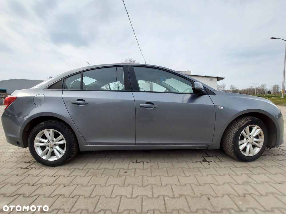 Chevrolet Cruze 1.8 LS (klm) - 2