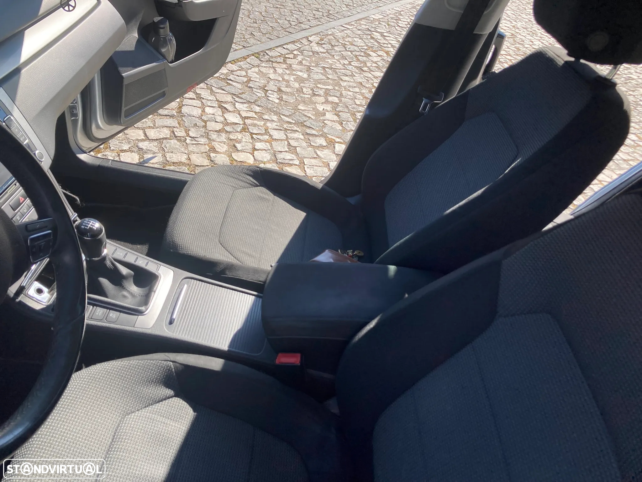 VW Passat 1.6 TDI BlueMotion - 7