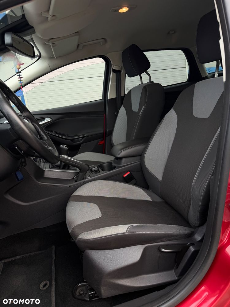 Ford Focus 1.6 TI-VCT Champions Edition - 2