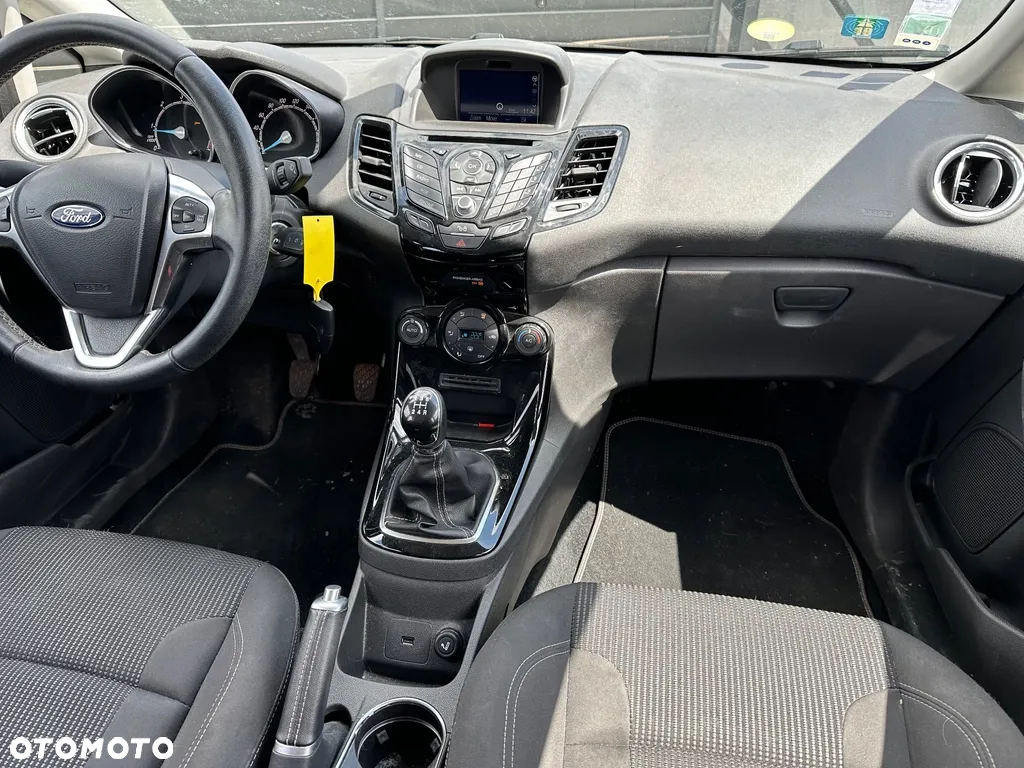Ford Fiesta 1.5 TDCi Titanium - 9