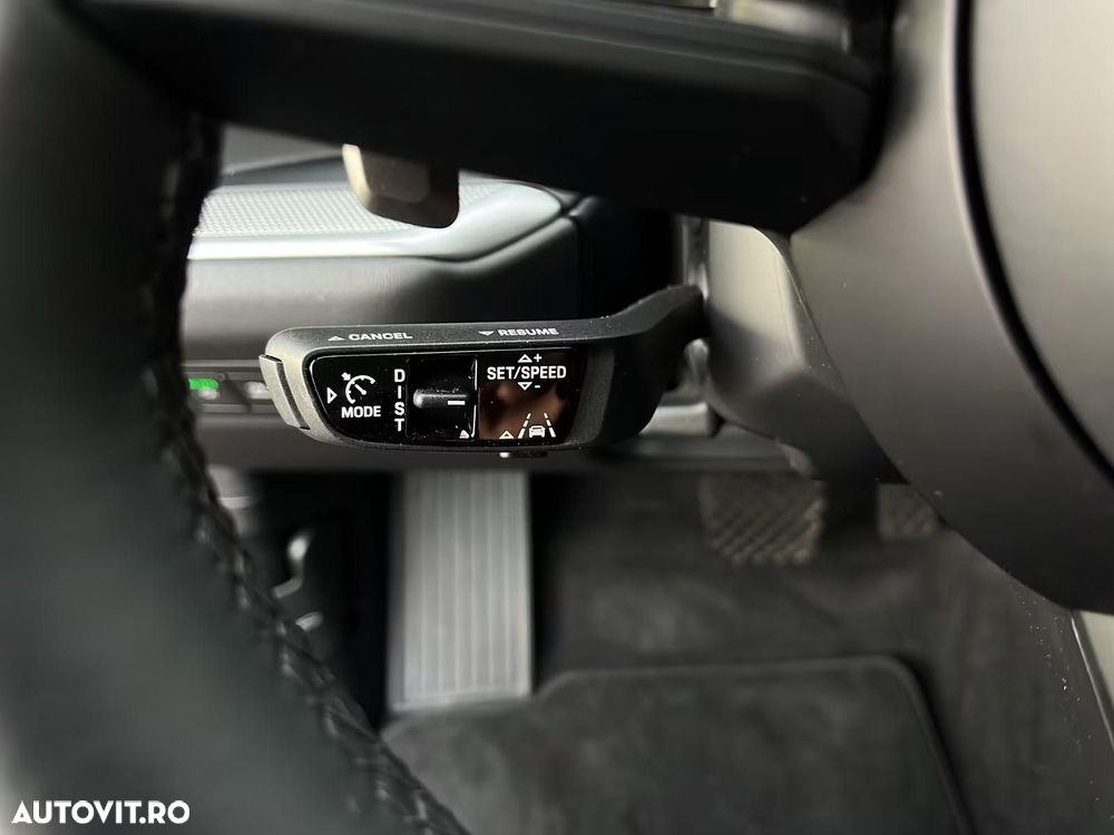 Porsche Cayenne Coupe E-Hybrid - 23