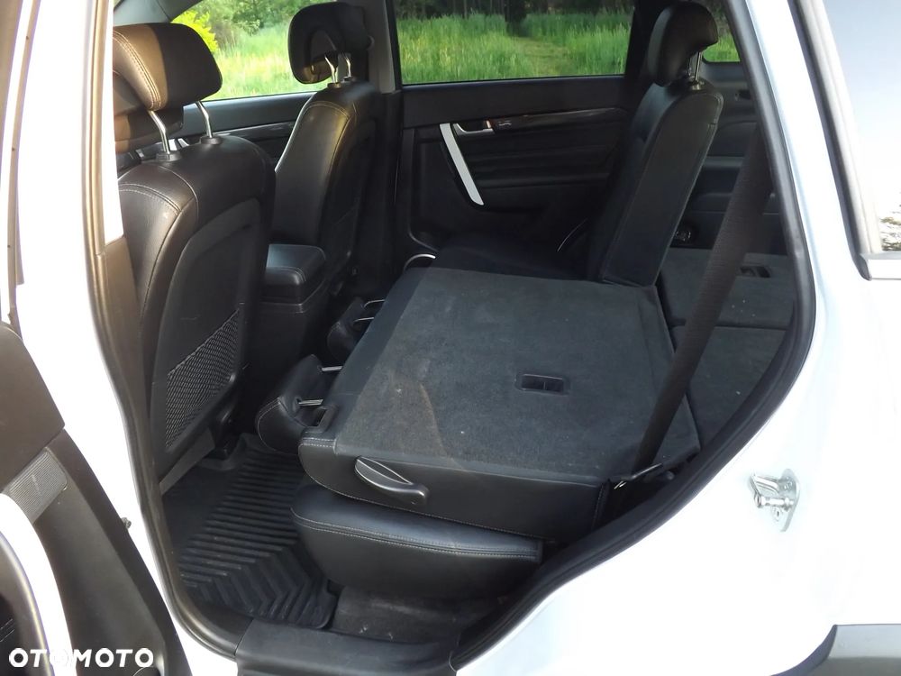 Chevrolet Captiva 2.4 2WD LT - 12