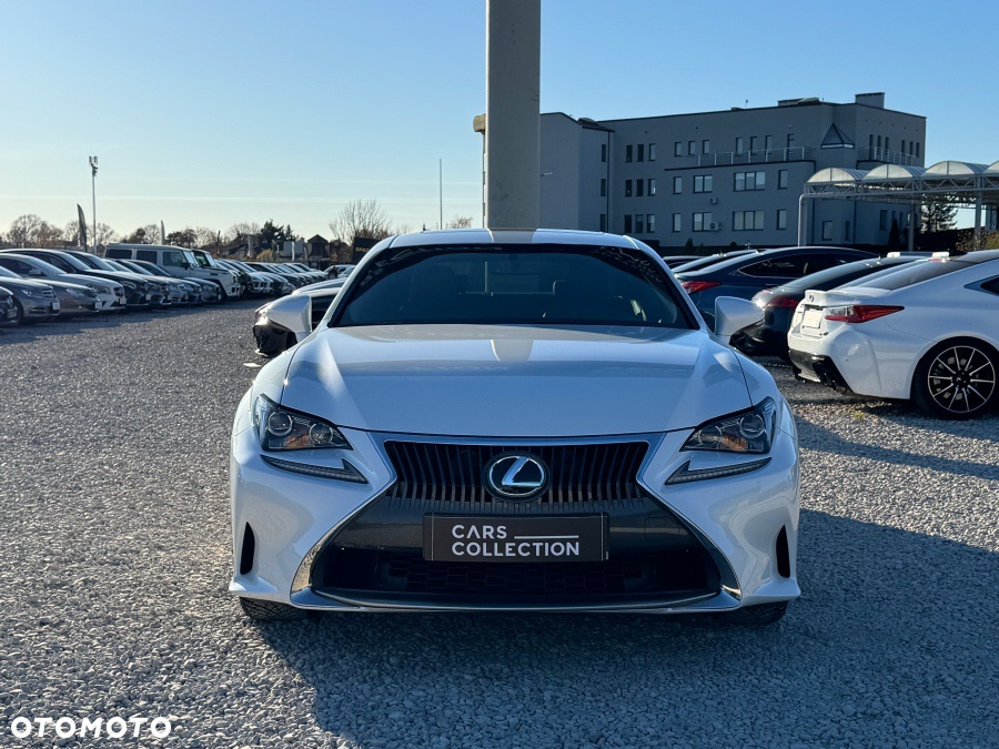 Lexus RC - 9