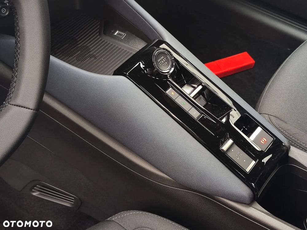 Alfa Romeo Junior 1.2 mHEV Ibrida eDCT - 15