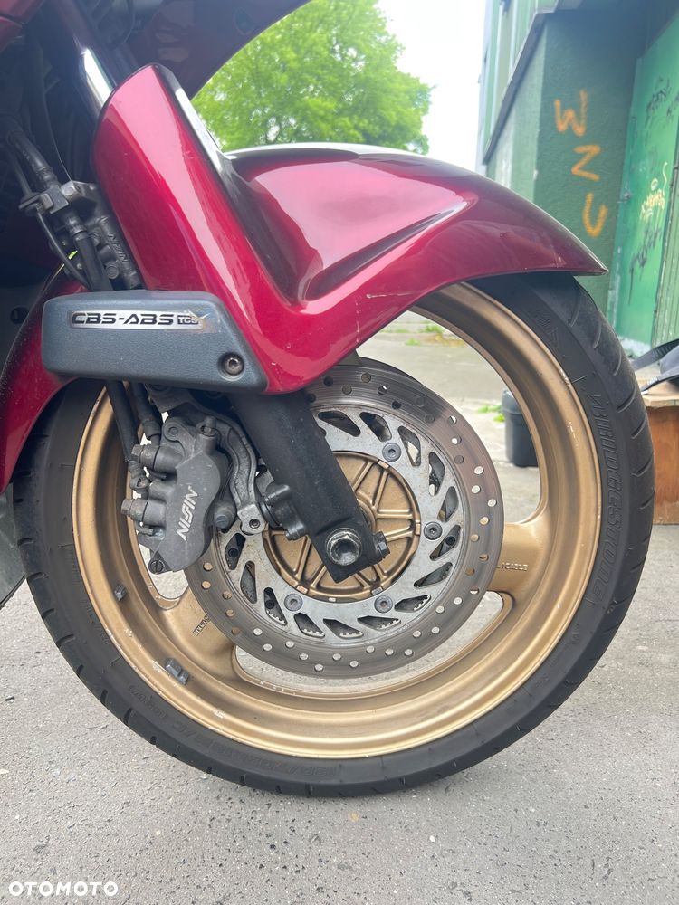 Honda ST - 7