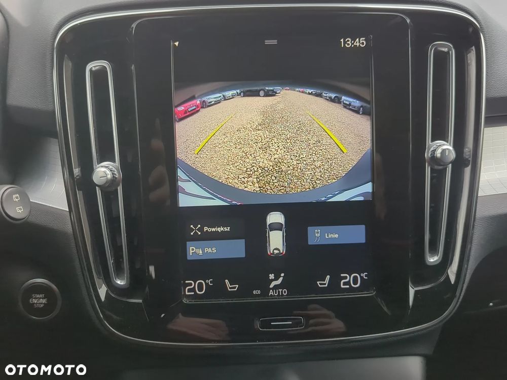 Volvo XC 40 T3 Momentum - 36