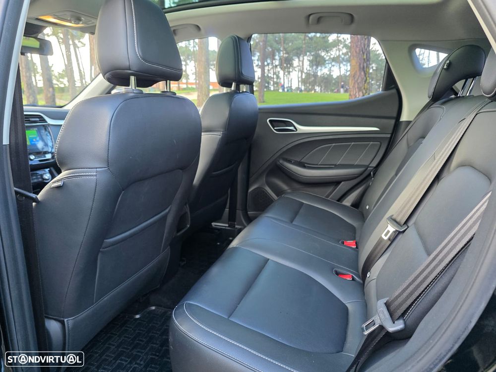 MG ZS EV 44.5 kWh Luxury - 13