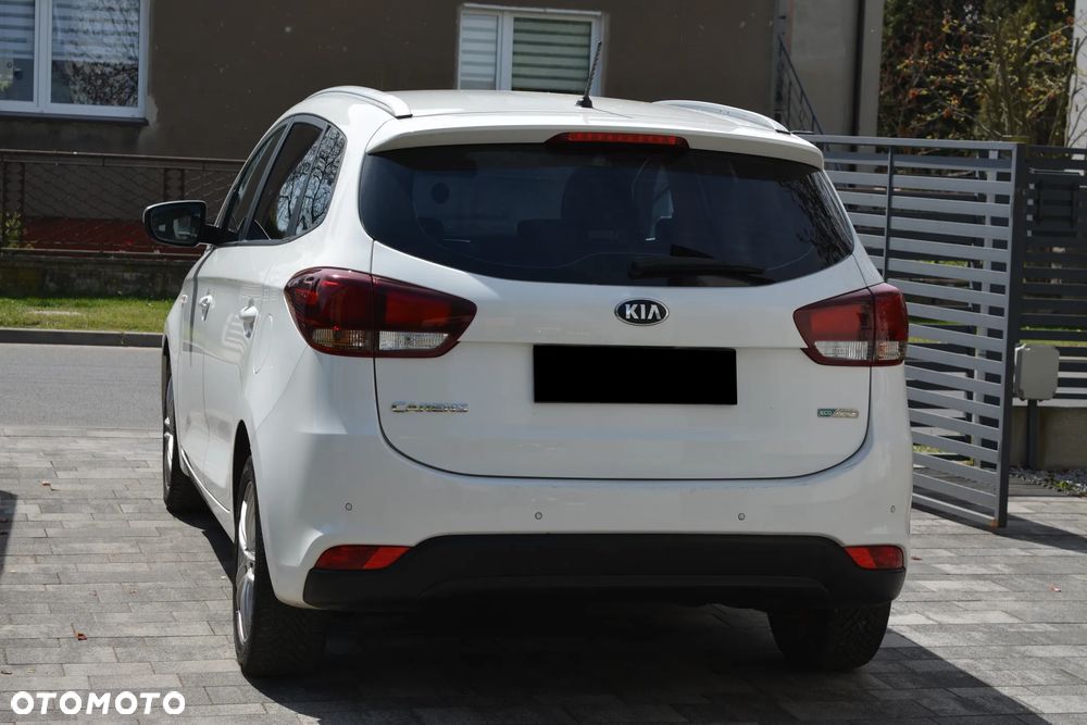Kia Carens 1.7 CRDi 115 Dream Team Edition - 15